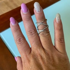 Mid-way costume jewelry ring